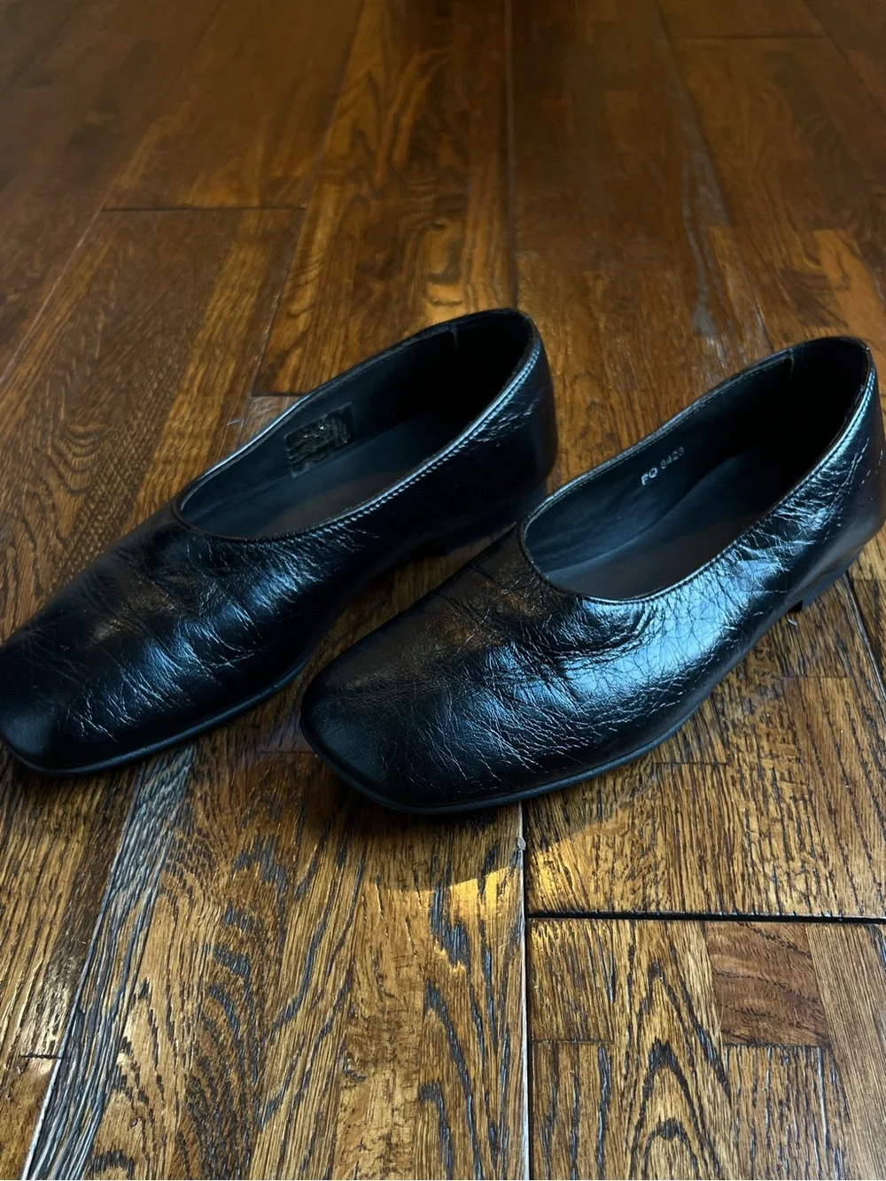 ALOHAS Edie Leather Ballet Flat